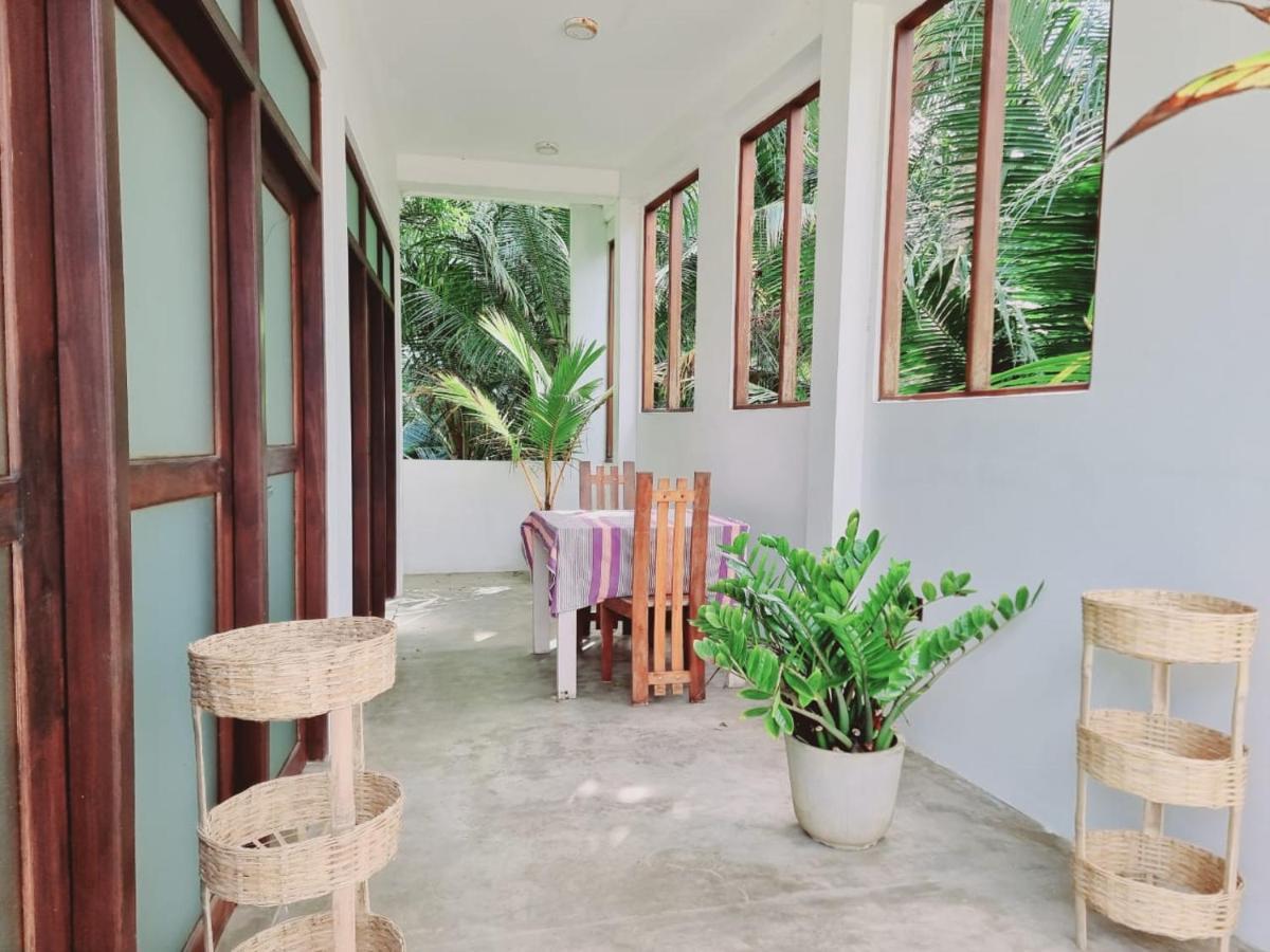 Sandil Surf House Ahangama Exterior photo