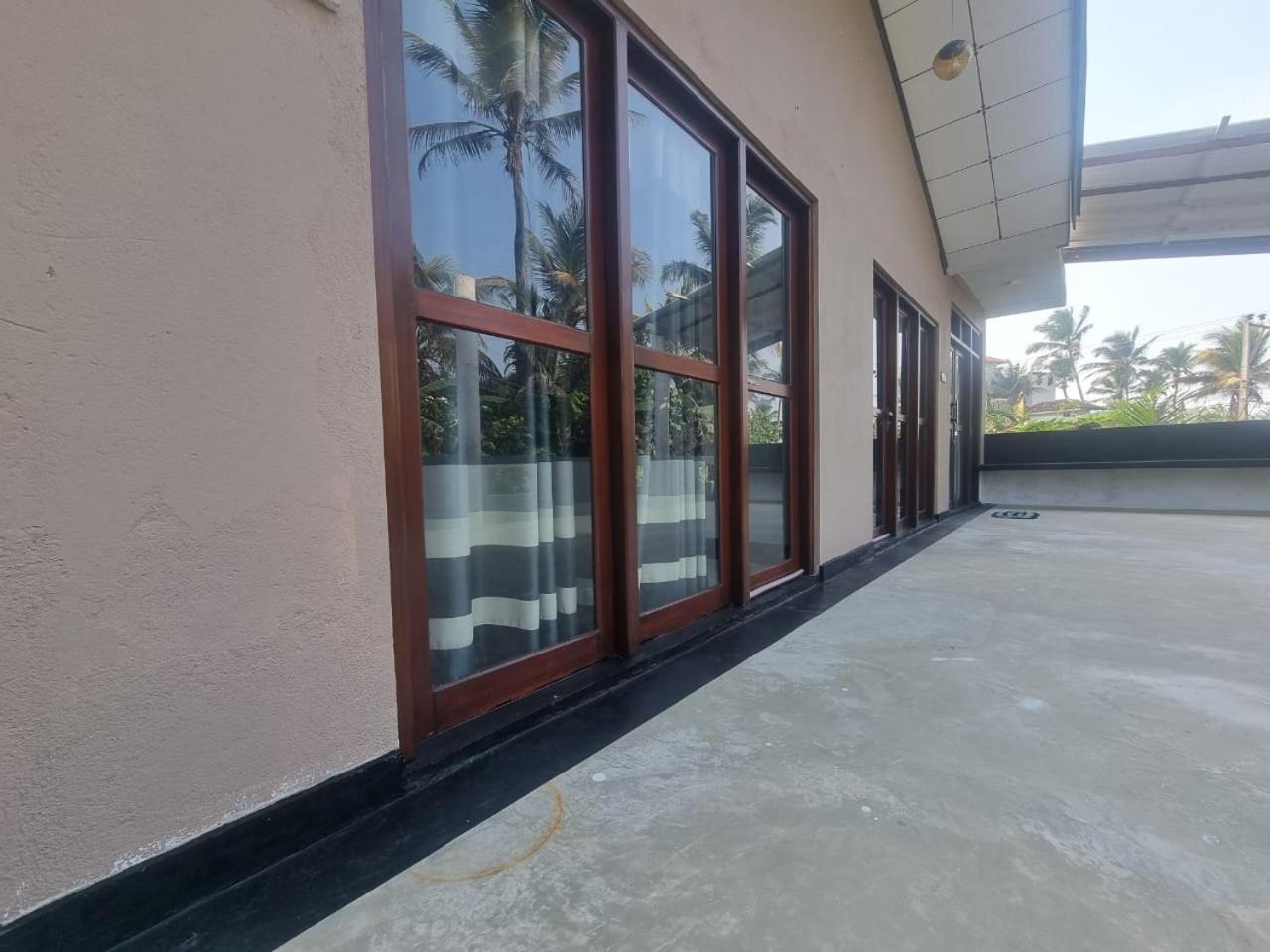 Sandil Surf House Ahangama Exterior photo